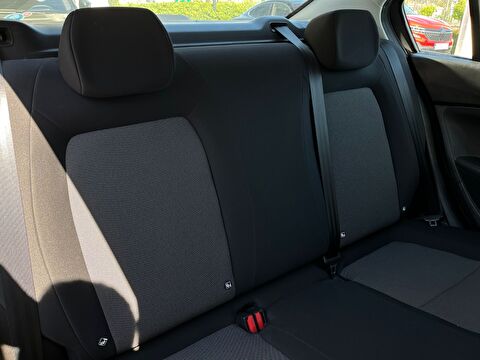 Fiat, Egea, Sedan 1.6 MultiJet Easy DCT, Otomatik, Dizel 2. el otomobil | renew Mobile