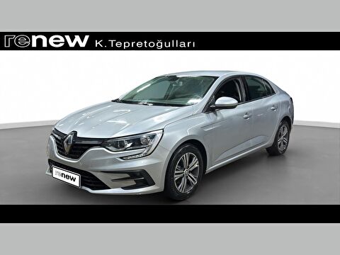 Sedan 1.3 TCe Touch EDC, 2. el otomobil | renew