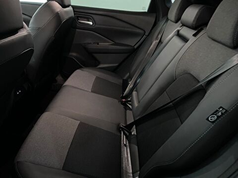 nissan, qashqai, 1.3 dıg-t mhev skypack 4x2 cvt, otomatik, benzin 2.el otomobil | renew 15