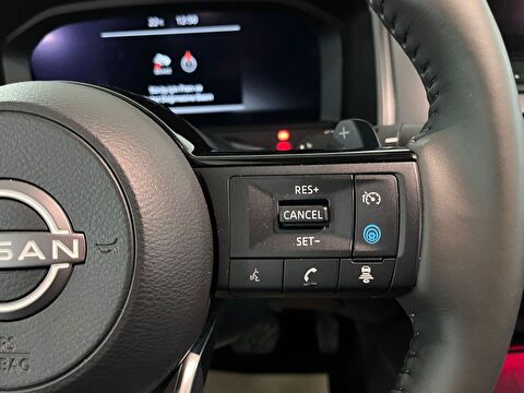 nissan, qashqai, 1.3 dıg-t mhev skypack 4x2 cvt, otomatik, benzin 2.el otomobil | renew 25