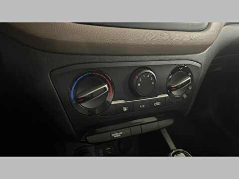 hyundai, i20, hatchback 1.4 mpı style otomatik, otomatik, benzin 2.el otomobil | renew 24