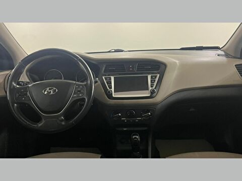 hyundai, i20, hatchback 1.4 mpı style otomatik, otomatik, benzin 2.el otomobil | renew 15