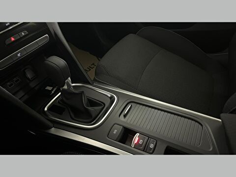 renault, megane, sedan 1.3 tce touch edc, otomatik, benzin 2.el otomobil | renew 25