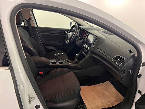 renault, megane, sedan 1.3 tce touch edc, otomatik, benzin 2.el otomobil | renew 11