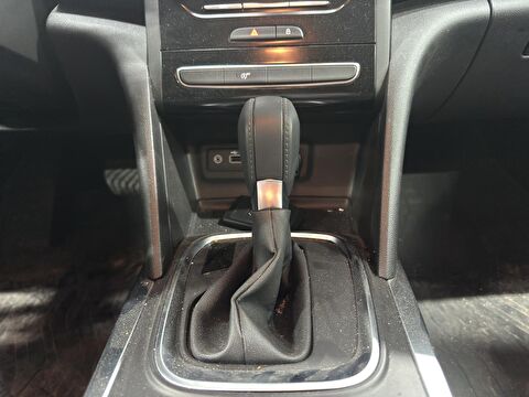 renault, megane, sedan 1.3 tce touch edc, otomatik, benzin 2.el otomobil | renew 22