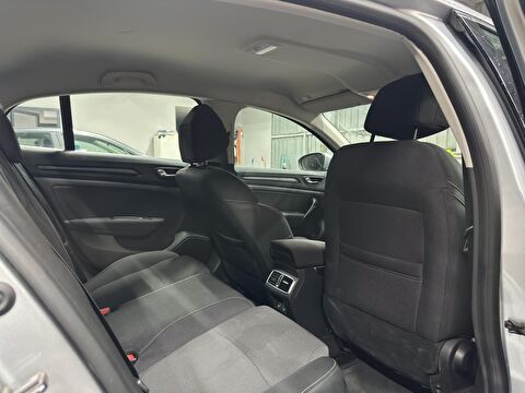renault, megane, sedan 1.3 tce touch edc, otomatik, benzin 2.el otomobil | renew 12