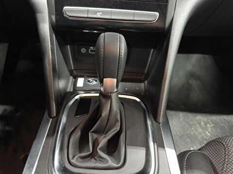 renault, megane, sedan 1.3 tce touch edc, otomatik, benzin 2.el otomobil | renew 6