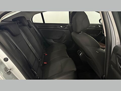 renault, megane, sedan 1.3 tce touch edc, otomatik, benzin 2.el otomobil | renew 30
