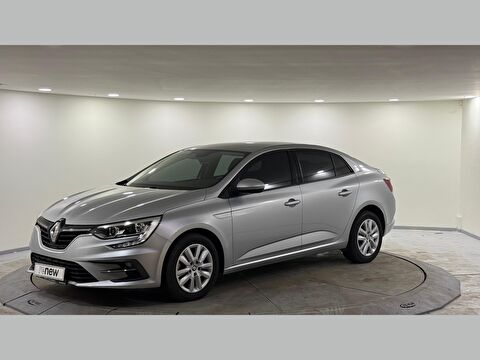 Sedan 1.3 TCe Touch EDC, 2. el otomobil | renew