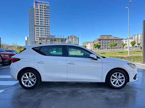seat, leon, hatchback 1.0 etsı start&stop style dsg, otomatik, mhev 2.el otomobil | renew 8