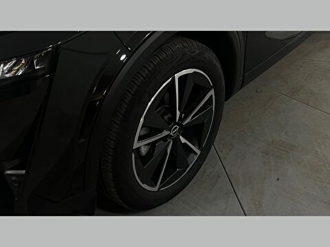 nissan, qashqai, suv 1.3 dıg-t 12v mhev sky pack x-tronic, otomatik, mhev 2.el otomobil | renew 32