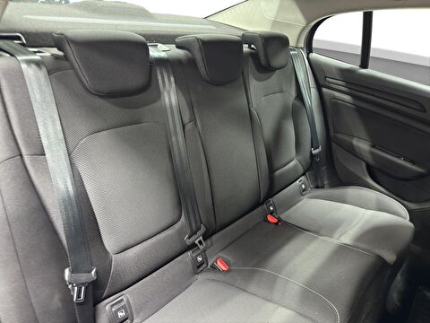 renault, megane, sedan 1.3 tce touch edc, otomatik, benzin 2.el otomobil | renew 17