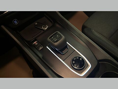 nissan, qashqai, suv 1.3 dıg-t 12v mhev 4x4 sky pack x-tronic, otomatik, mhev 2.el otomobil | renew 16