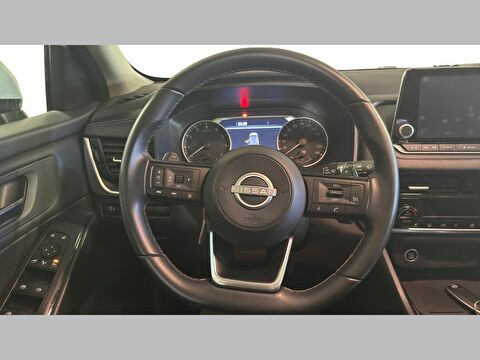 nissan, qashqai, suv 1.3 dıg-t 12v mhev 4x4 sky pack x-tronic, otomatik, mhev 2.el otomobil | renew 12