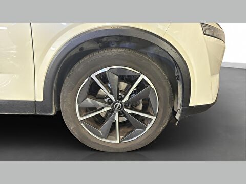 nissan, qashqai, suv 1.3 dıg-t 12v mhev 4x4 sky pack x-tronic, otomatik, mhev 2.el otomobil | renew 21