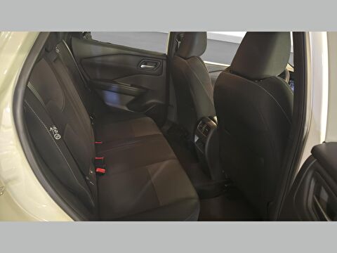 nissan, qashqai, suv 1.3 dıg-t 12v mhev 4x4 sky pack x-tronic, otomatik, mhev 2.el otomobil | renew 10