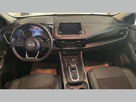 nissan, qashqai, suv 1.3 dıg-t 12v mhev 4x4 sky pack x-tronic, otomatik, mhev 2.el otomobil | renew 11
