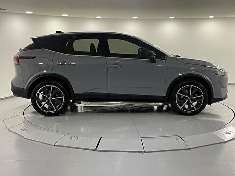 nissan, qashqai, 1.3 dıg-t mhev skypack 4x2 cvt, otomatik, benzin 2.el otomobil | renew 8