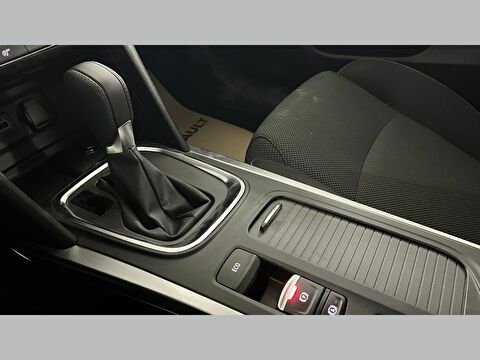 renault, megane, sedan 1.3 tce touch edc, otomatik, benzin 2.el otomobil | renew 23