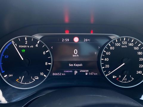 nissan, qashqai, 1.3 dıg-t mhev skypack 4x4 cvt, otomatik, benzin 2.el otomobil | renew 9