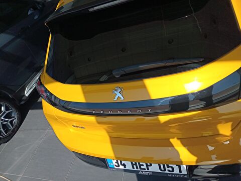 peugeot, 208, hatchback 1.2 puretech allure selection eat8, otomatik, benzin 2.el otomobil | renew 5