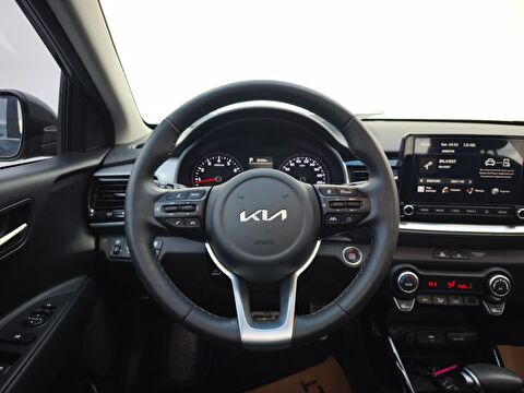 kia, stonic, suv 1.4 mpı prestige otomatik, otomatik, benzin 2.el otomobil | renew 18