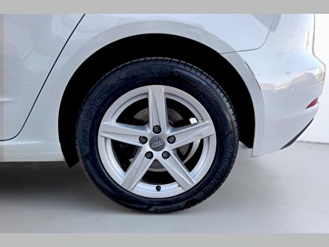 audi, a3, sportback 35 tfsı dynamic s-tronic, otomatik, benzin 2.el otomobil | renew 23