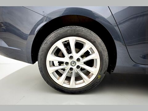 renault, megane, sedan 1.3 tce ıcon edc, otomatik, benzin 2.el otomobil | renew 24