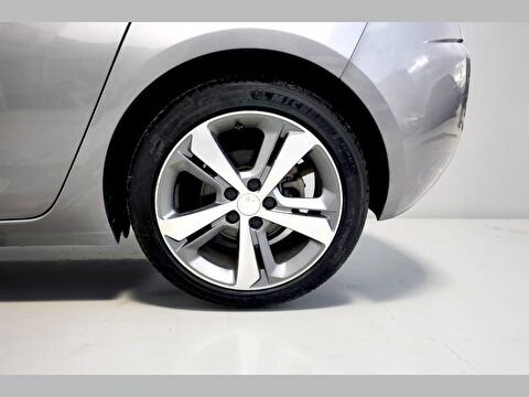 peugeot, 308, 1.2 puretech allure dynamic eat8, otomatik, benzin 2.el otomobil | renew 24