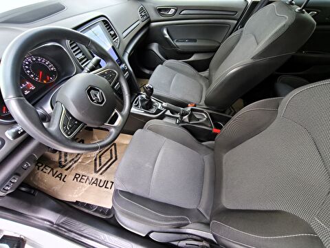 renault, megane, sedan 1.3 tce joy, manuel, benzin 2.el otomobil | renew 17