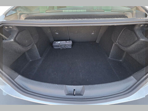 renault, megane, sedan 1.3 tce touch edc, otomatik, benzin 2.el otomobil | renew 19
