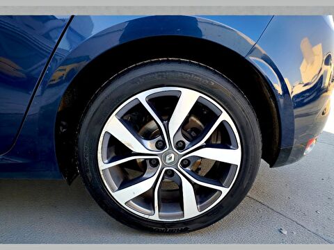 renault, megane, hatchback 1.2 tce ıcon edc, otomatik, benzin 2.el otomobil | renew 7