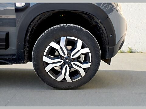 dacia, duster, suv 1.3 tce journey edc, otomatik, benzin 2.el otomobil | renew 25