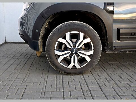 dacia, duster, suv 1.3 tce journey edc, otomatik, benzin 2.el otomobil | renew 23