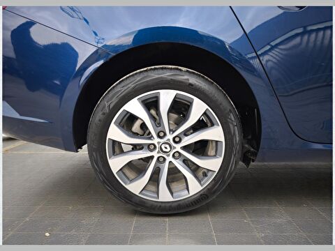 renault, megane, sedan 1.3 tce ıcon edc, otomatik, benzin 2.el otomobil | renew 21