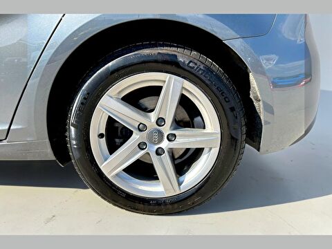 audi, a3, sportback 35 tfsı dynamic s-tronic, otomatik, benzin 2.el otomobil | renew 7