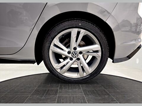 volkswagen, golf, hatchback 1.0 etsı r line dsg, otomatik, mhev 2.el otomobil | renew 25