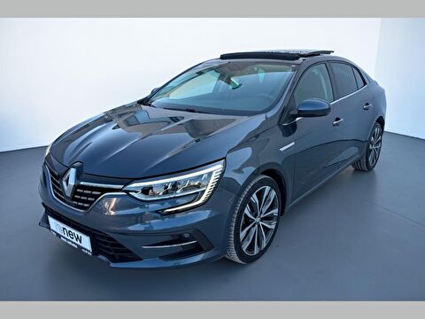 Sedan 1.3 TCe Icon EDC, 2. el otomobil | renew
