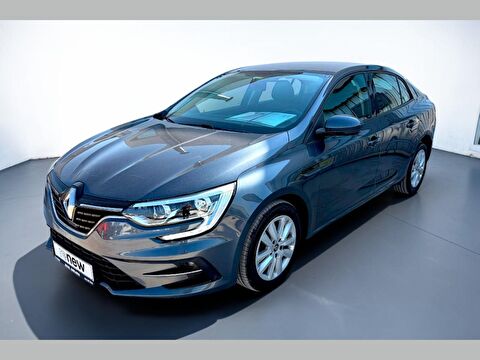 Sedan 1.3 TCe Joy EDC, 2. el otomobil | renew