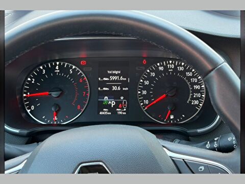 renault, megane, sedan 1.3 tce joy edc, otomatik, benzin 2.el otomobil | renew 13