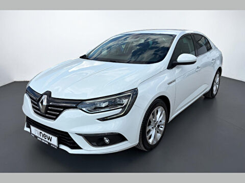 Sedan 1.3 TCe Icon EDC, 2. el otomobil | renew