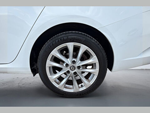renault, megane, sedan 1.3 tce ıcon edc, otomatik, benzin 2.el otomobil | renew 23