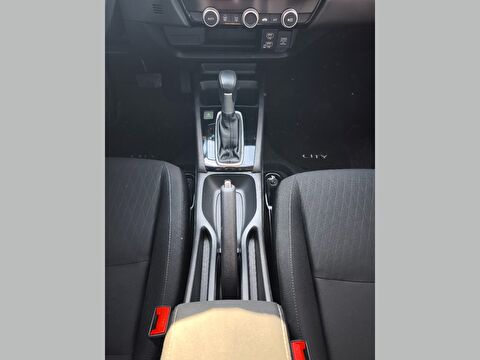 honda, city, sedan 1.5 dohc i-vtec executive otomatik, otomatik, benzin 2.el otomobil | renew 25