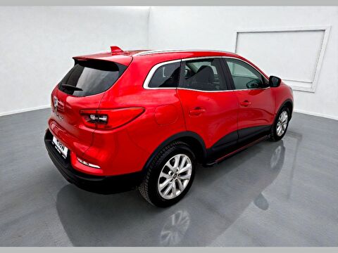 renault, kadjar, suv 1.3 tce touch roof edc, otomatik, benzin 2.el otomobil | renew 4