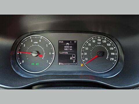dacia, sandero, hatchback 1.0 tce stepway expression cvt, otomatik, benzin 2.el otomobil | renew 13