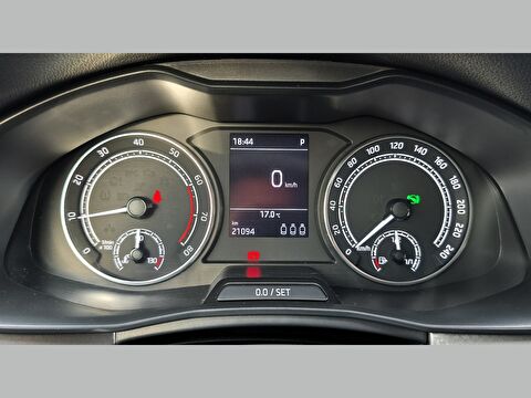 skoda, scala, hatchback 1.0 tsı premium dsg, otomatik, benzin 2.el otomobil | renew 13