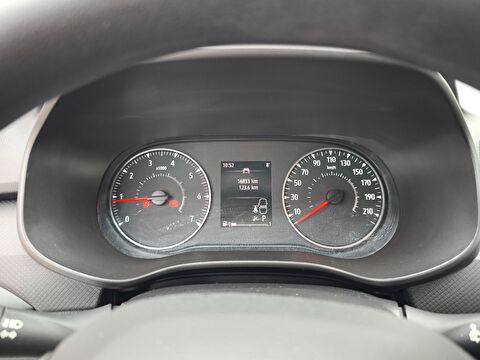 dacia, sandero, hatchback 1.0 tce essential otomatik, otomatik, benzin 2.el otomobil | renew 13