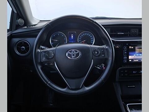 toyota, corolla, sedan 1.4 d-4d touch m/m, otomatik, dizel 2.el otomobil | renew 18