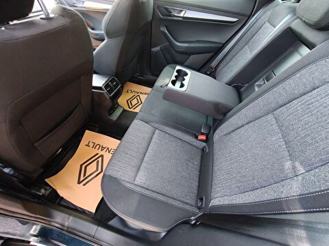 skoda, karoq, 1.5 tsı act premium dsg, otomatik, benzin 2.el otomobil | renew 21