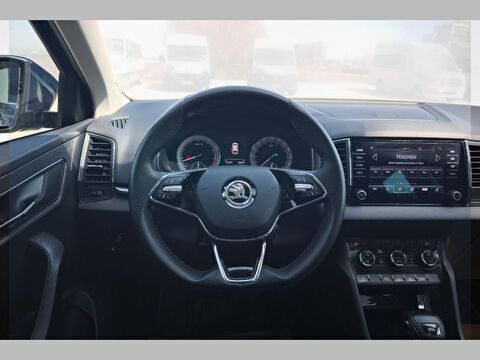 skoda, karoq, 1.5 tsı act premium dsg, otomatik, benzin 2.el otomobil | renew 18